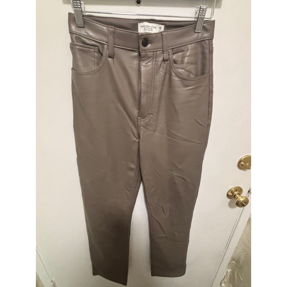 Abercrombie & Fitch High rise 90s vegan leather pants